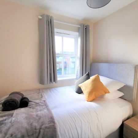 Emerald House - Spacious 3 Bed House With Ensuite Parking Gardens And Netflix Leamington Spa Exterior photo